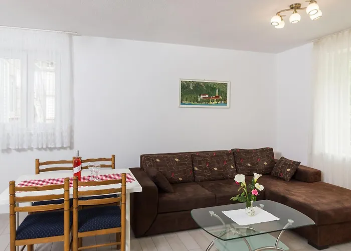 Celenca - Two Bedroom With Terrace And Pool View - A1 Apartamento Mokošica